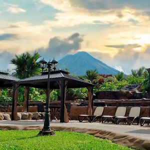 Volcano Lodge, Hotel & Thermal Experience